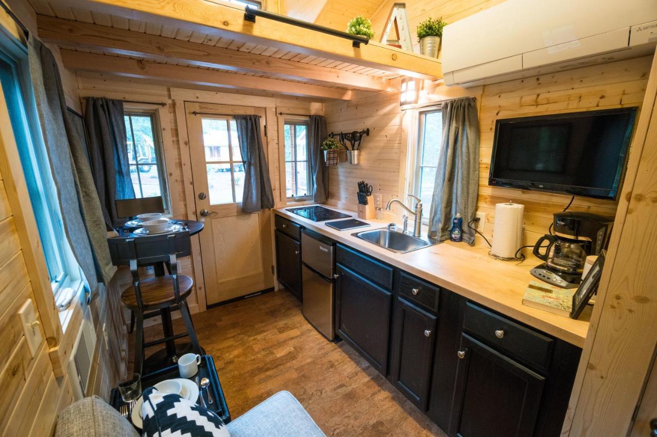 Mt Hood Tiny House Village Welches Dış mekan fotoğraf
